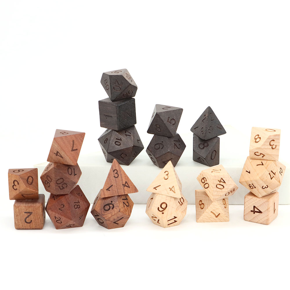 Board Game Roleplay - 7-teiliges Set Holzwürfel d4-d20 Polyedrische Würfel